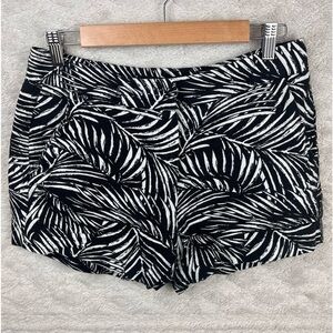 DARJONI Linen Blend Shorts Size 4 Palm Leaves Hawiaan Black & White